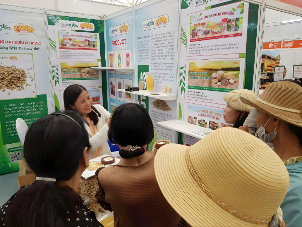 Công ty TNHH TMDV Chín Ngôi Sao góp mặt tại Hội chợ Mùa thu lần thứ nhất – năm 2025