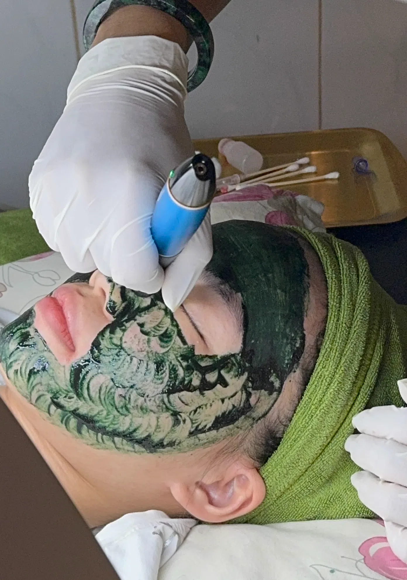 https://cdn.kiotvietweb.vn/merchant/323203a0c97c8e9b5a221e96c1e31652/cropped/1772320107/anh-Salon-5.webp