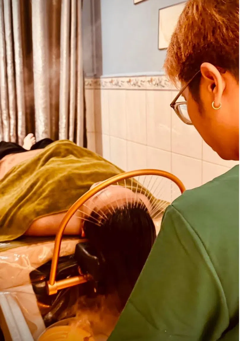 https://cdn.kiotvietweb.vn/merchant/323203a0c97c8e9b5a221e96c1e31652/cropped/1772320122/anh-Salon-6.webp