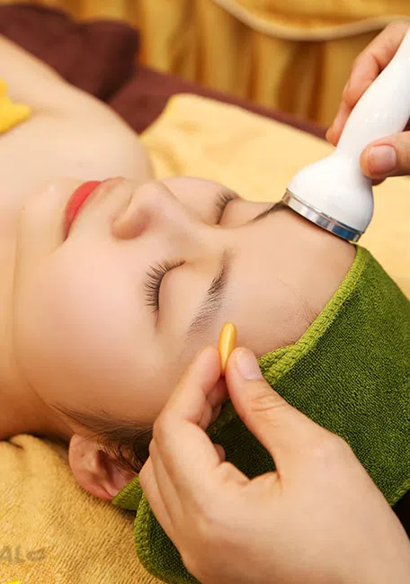 https://cdn.kiotvietweb.vn/merchant/323203a0c97c8e9b5a221e96c1e31652/cropped/1772320148/anh-Salon-8.webp