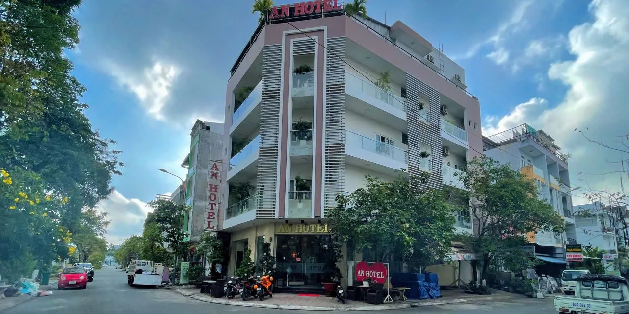 https://cdn.kiotvietweb.vn/merchant/49fa425089d2991e0d84ba89862b8742/cropped/1741709415/crop-file.webp