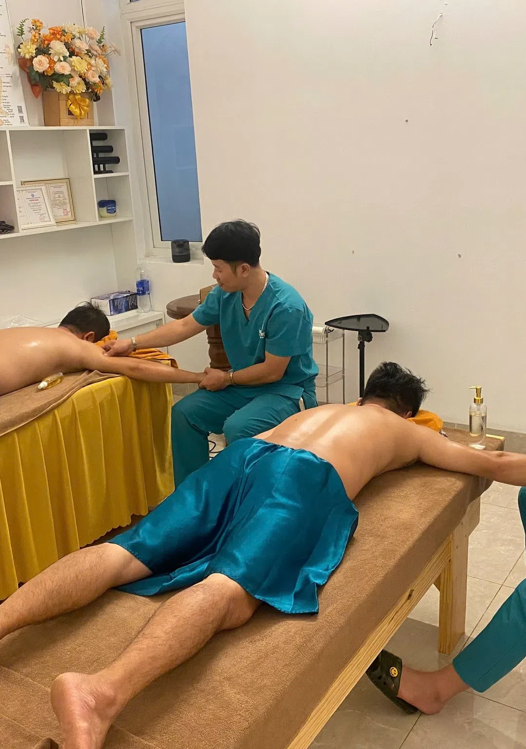 https://cdn.kiotvietweb.vn/merchant/6c826f0f38911b9191072163dfab33b8/cropped/1767436859/anh-Salon-4.webp