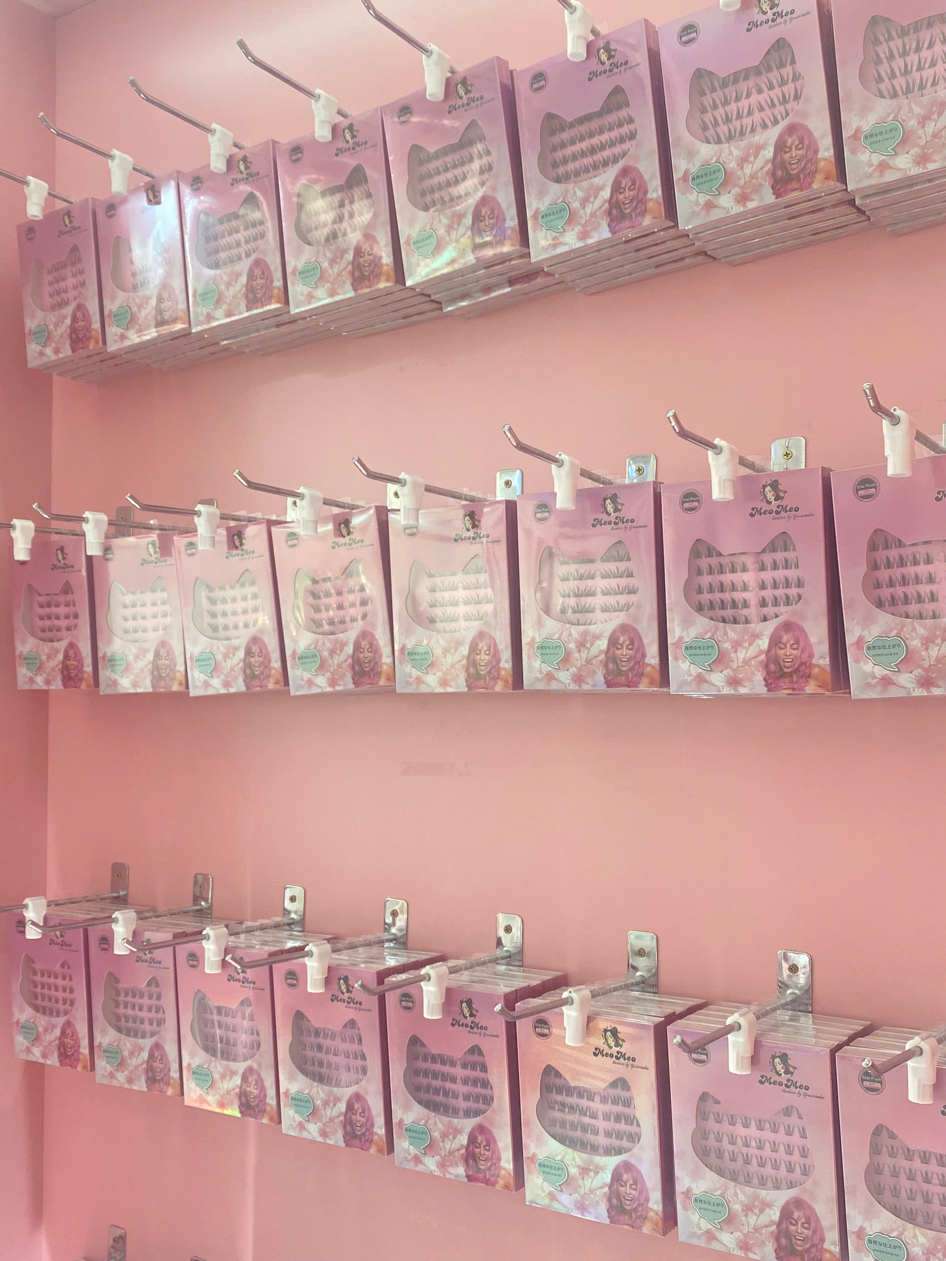 MEOMEO LASHESBYTYNIOSAKA – Thương Hiệu Mi Giả Dành Cho Những Cô Gái Có Vẻ Đẹp Tinh Tế