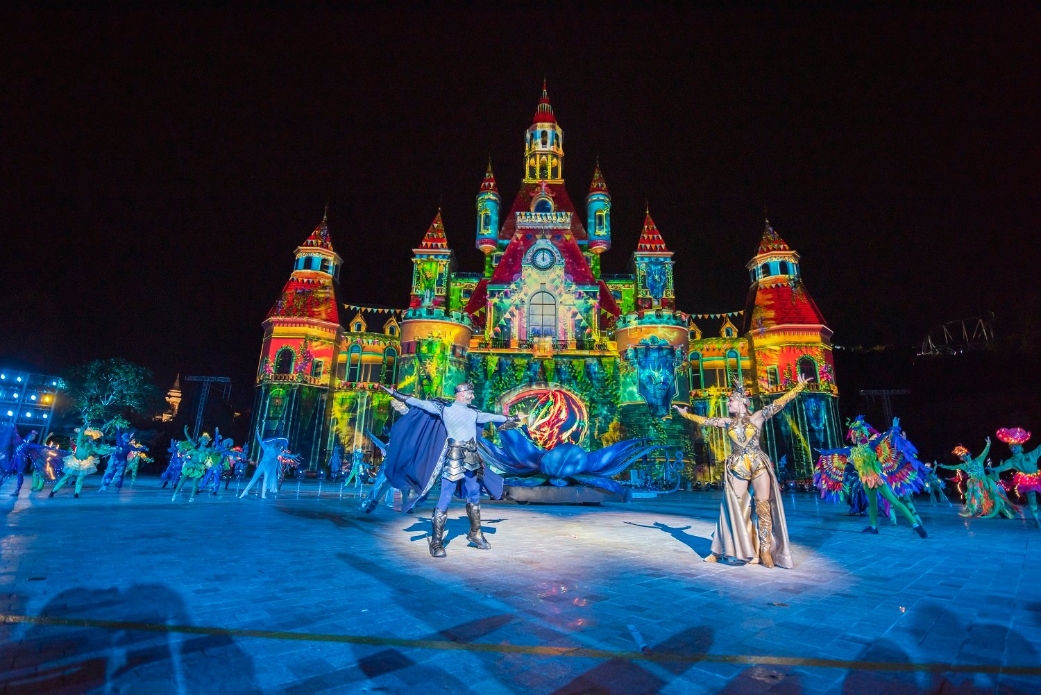 Tata Show – Vũ khúc ánh sáng giữa lòng VinWonders Nha Trang