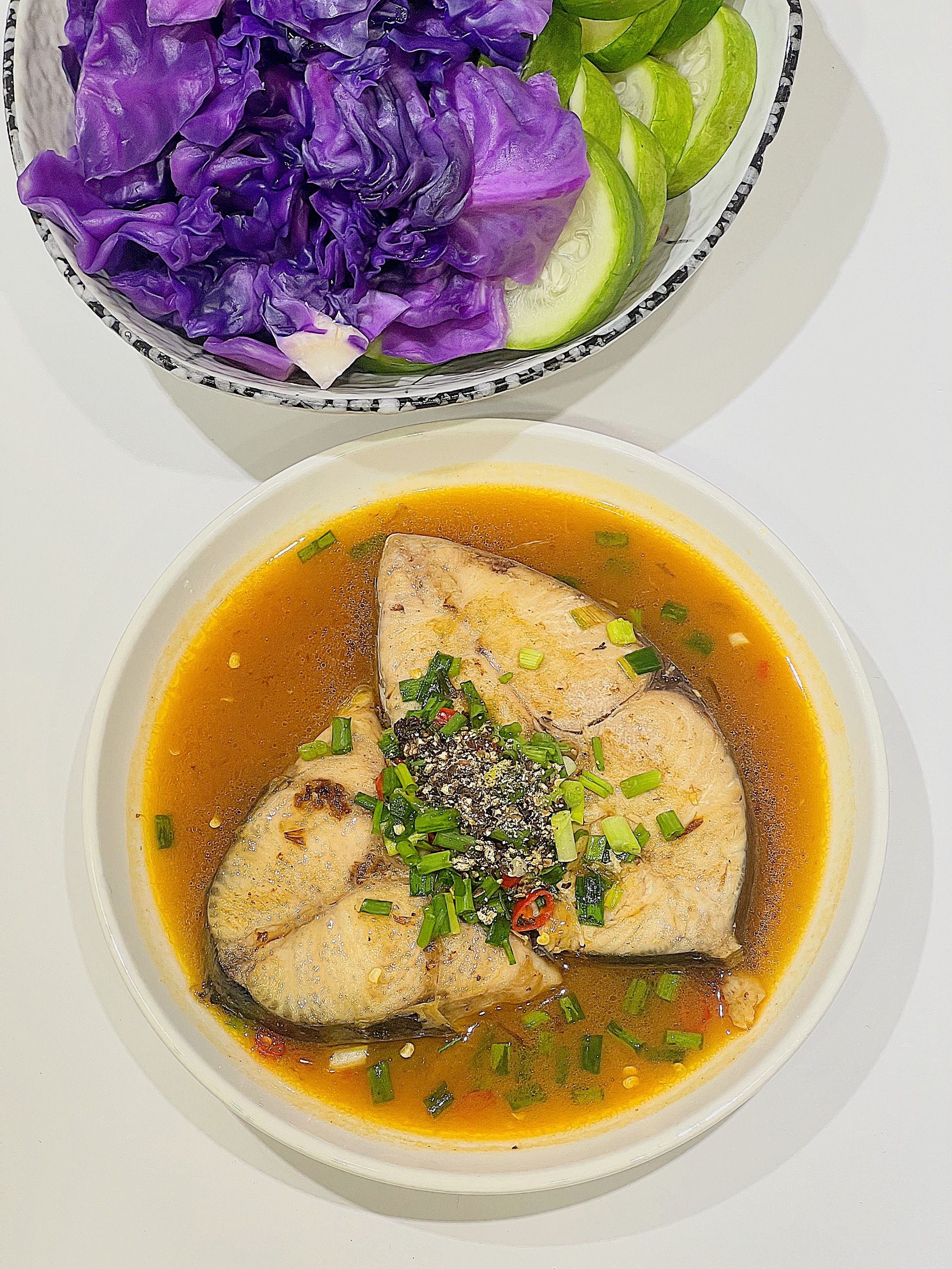 BÍ QUYẾT CHIÊN CÁ ÍT DẦU, GIẢM ĐƯỢC LƯỢNG LỚN CALORIES (người ăn kiêng phải đọc)