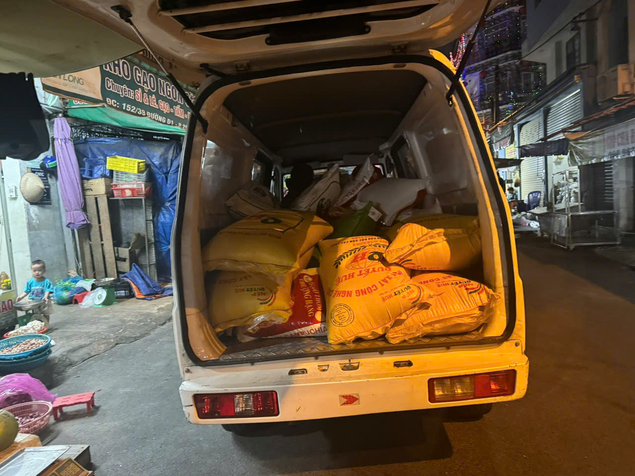 Gạo giá sỉ Phường Bình Thạnh – Lấy sỉ gạo ở đâu uy tín, giao nhanh 1–2 giờ