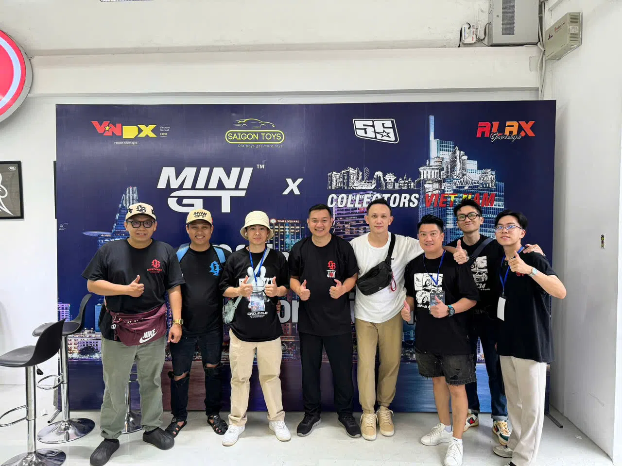 Mini GT Collectors Viet Nam - Offline 09/2025